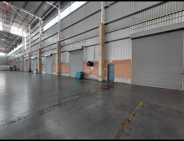11,694M² WAREHOUSE TO LET IN CLAYVILLE